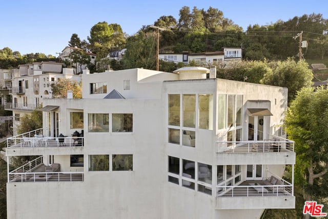 3670 Avenida Del Sol, Studio City, CA 91604 — photo 16 of 19