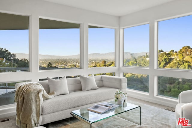 3670 Avenida Del Sol, Studio City, CA 91604 — photo 6 of 19