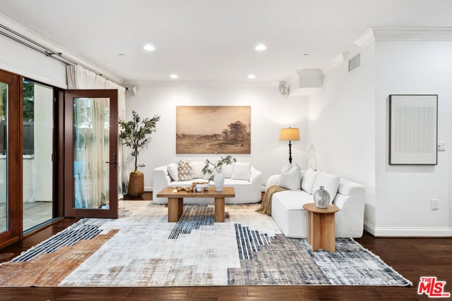 11863 Darlington Avenue 110, Los Angeles, CA 90049 — photo 4 of 37