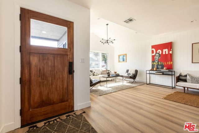 10516 Cimarron Street, Los Angeles, CA 90047 — photo 7 of 44