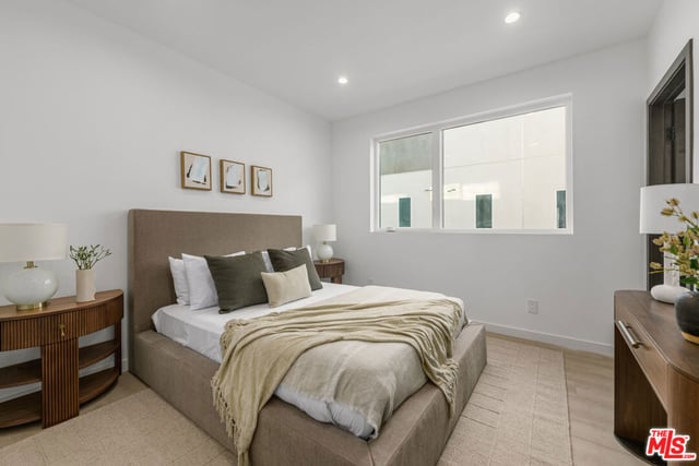 5853 Westside Crossing Lane, Los Angeles, CA 90034 — photo 12 of 19
