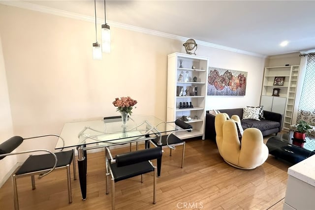 957 S Gramercy 203, Los Angeles, CA 90019 — photo 8 of 22