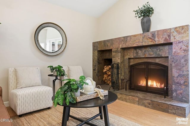 379 McGill Avenue, Ventura, CA 93003 — photo 8 of 68