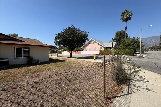 278 E Cherry, Monrovia, CA 91016 — photo 3 of 18