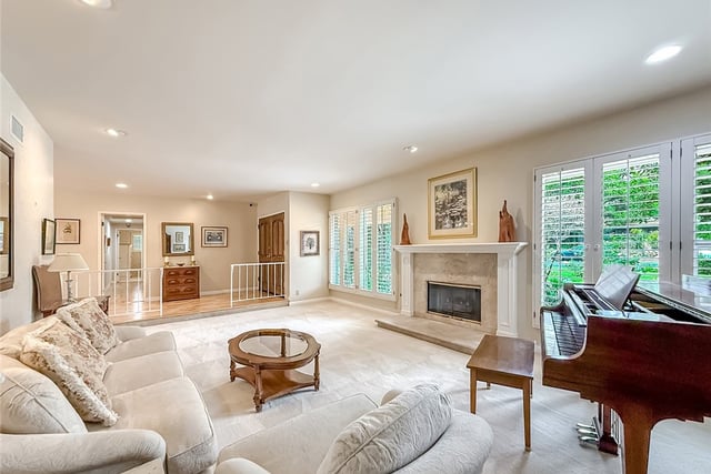 17508 Marilla Street, Northridge, CA 91325 — photo 10 of 63