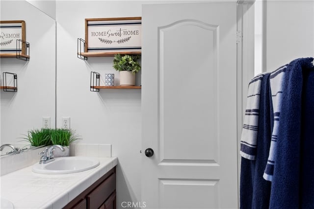28921 Mirada Circulo, Valencia, CA 91354 — photo 22 of 37