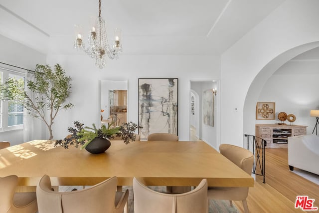 1067 S Point View Street, Los Angeles, CA 90035 — photo 11 of 30