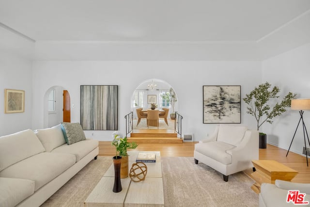 1067 S Point View Street, Los Angeles, CA 90035 — photo 9 of 30