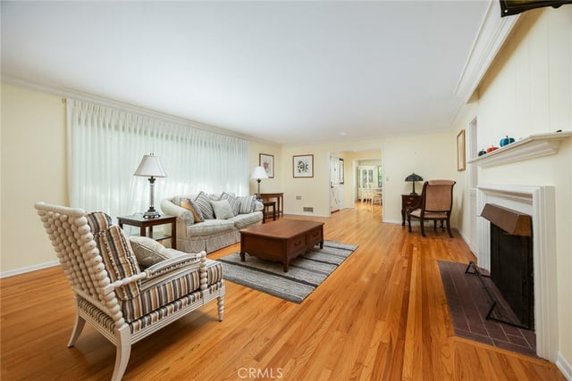 3625 Lombardy, Pasadena, CA 91107 — photo 10 of 67