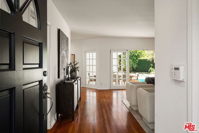 3173 Butler Avenue, Los Angeles, CA 90066 — photo 3 of 53