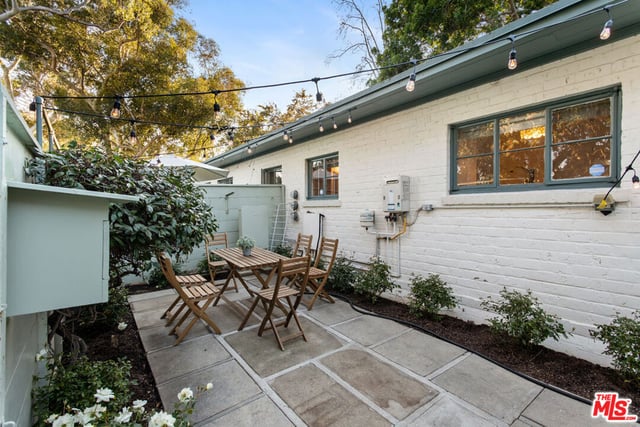 5112 Village, Los Angeles, CA 90016 — photo 28 of 28