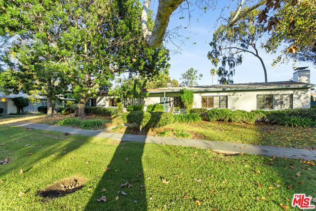5112 Village, Los Angeles, CA 90016 — photo 4 of 28