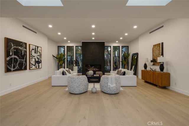 17414 Cumpston Street, Encino, CA 91316 — photo 8 of 35