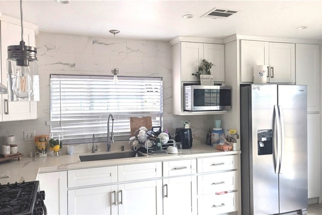 2723 Nandina, Palmdale, CA 93550 — photo 7 of 18