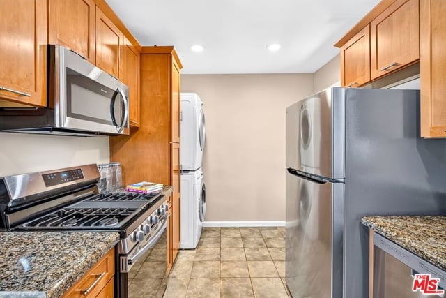1205 Marine Street, Santa Monica, CA 90405 — photo 18 of 61
