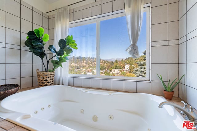 1711 Bridgeport Drive, Los Angeles, CA 90065 — photo 31 of 60