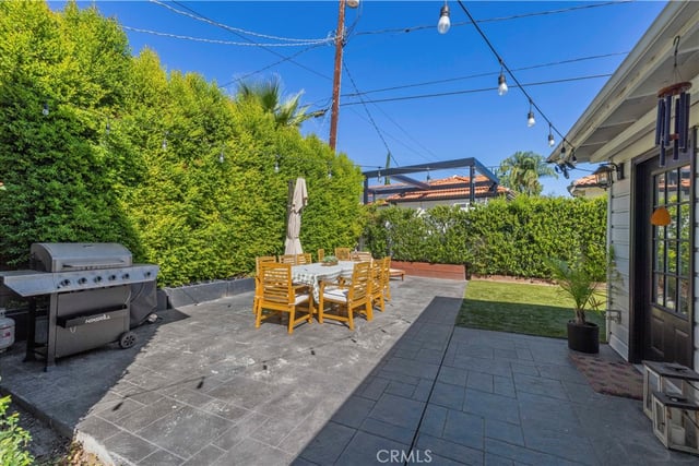 22227 Avenue San Luis, Woodland Hills, CA 91364 — photo 27 of 55