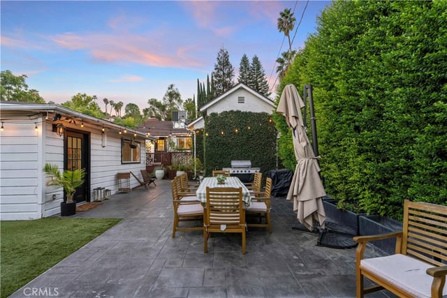 22227 Avenue San Luis, Woodland Hills, CA 91364 — photo 3 of 55