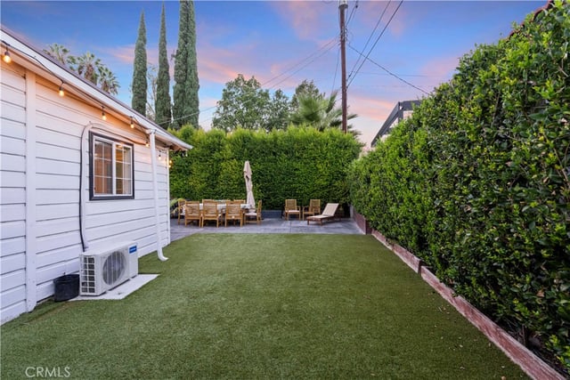 22227 Avenue San Luis, Woodland Hills, CA 91364 — photo 43 of 55