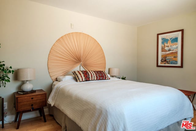 14322 Dickens Street 2, Sherman Oaks, CA 91423 — photo 36 of 50