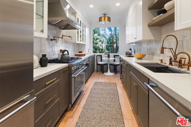 128 N Swall Drive 205, Los Angeles, CA 90048 — photo 13 of 31
