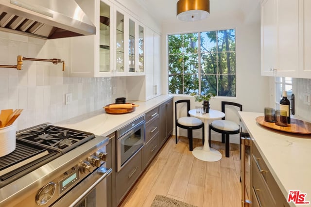 128 N Swall Drive 205, Los Angeles, CA 90048 — photo 15 of 31