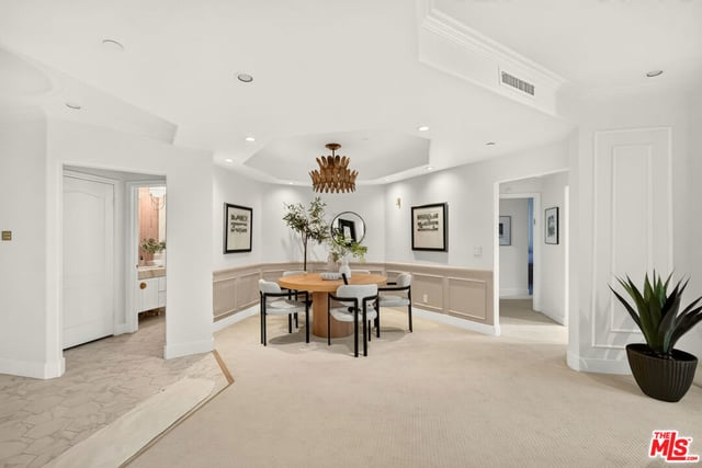 128 N Swall Drive 205, Los Angeles, CA 90048 — photo 9 of 31