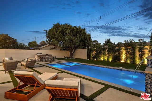 12122 Ivy Place, Los Angeles, CA 90064 — photo 2 of 45
