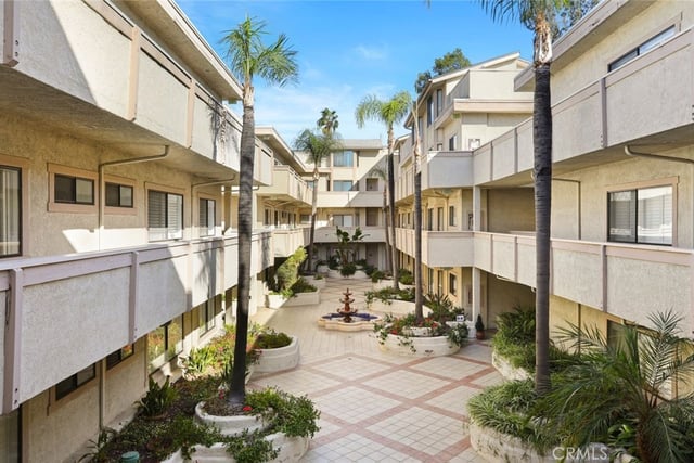 14050 Magnolia Boulevard 213, Sherman Oaks, CA 91423 — photo 24 of 28