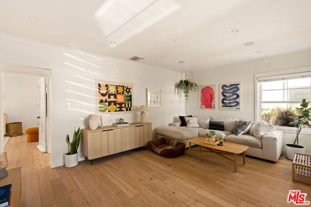 3001 Beach Avenue, Venice, CA 90291 — photo 11 of 31