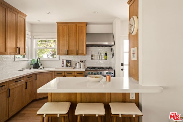 3001 Beach Avenue, Venice, CA 90291 — photo 14 of 31