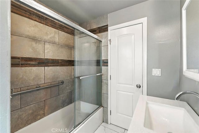 1345 W 89th, Los Angeles, CA 90044 — photo 18 of 43