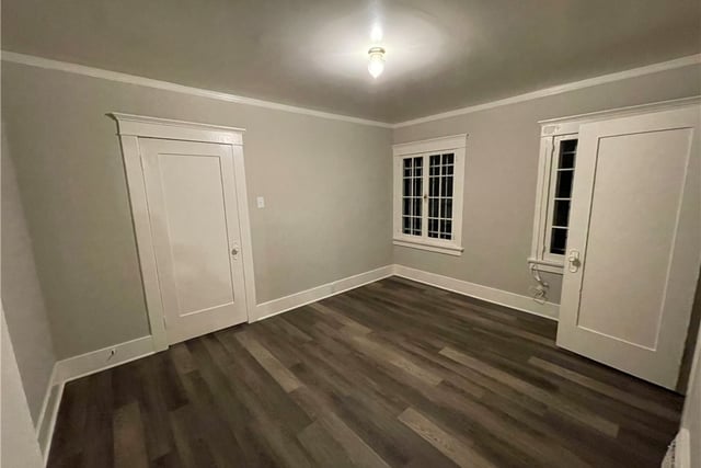 210 N Berendo Street, Los Angeles, CA 90004 — photo 12 of 21