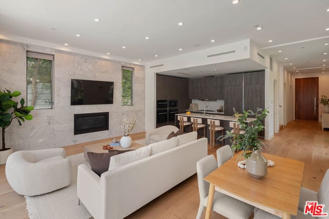 436 Norwich Drive, West Hollywood, CA 90048 — photo 15 of 39