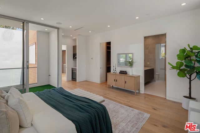 436 Norwich Drive, West Hollywood, CA 90048 — photo 33 of 39