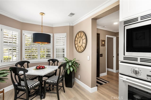 470 Medford Court 102, Long Beach, CA 90803 — photo 8 of 40