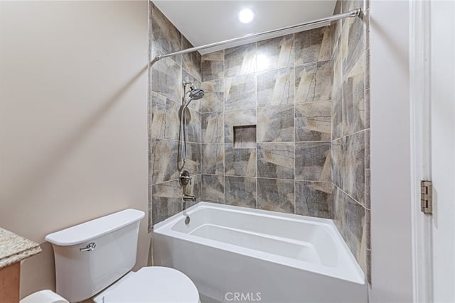 18862 Vista Del Canon G, Newhall, CA 91321 — photo 17 of 30