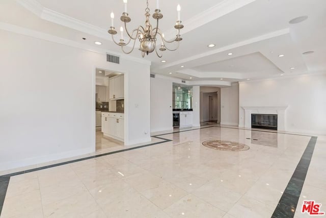 121 N Almont Drive 205, Beverly Hills, CA 90211 — photo 5 of 23