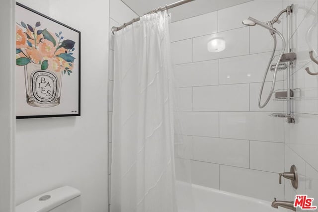 1940 N Highland Avenue 21, Los Angeles, CA 90068 — photo 17 of 51