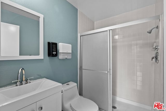 1940 N Highland Avenue 21, Los Angeles, CA 90068 — photo 33 of 51
