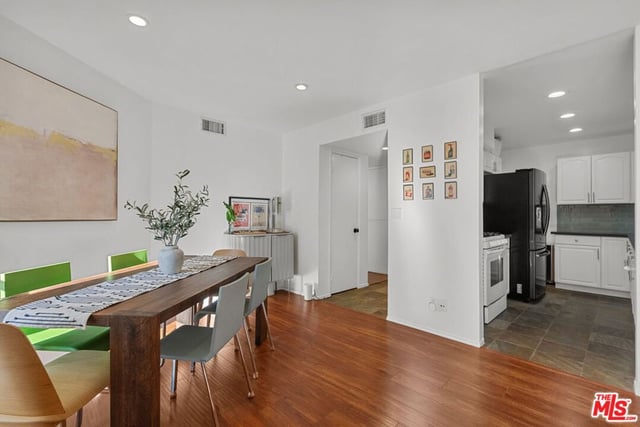 1940 N Highland Avenue 21, Los Angeles, CA 90068 — photo 5 of 51