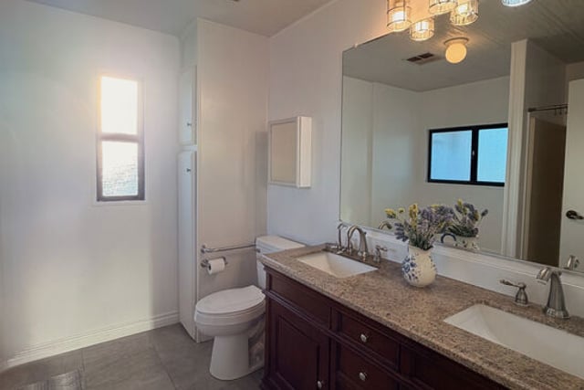 68 Poinsettia Gardens Drive 68, Ventura, CA 93004 — photo 7 of 16