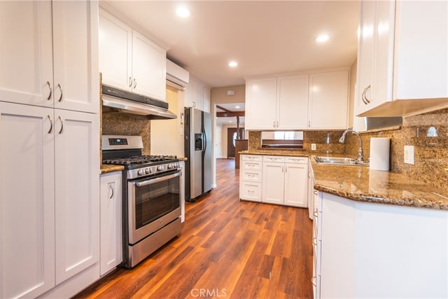 870 N Alexandria Avenue, Los Angeles, CA 90029 — photo 10 of 41