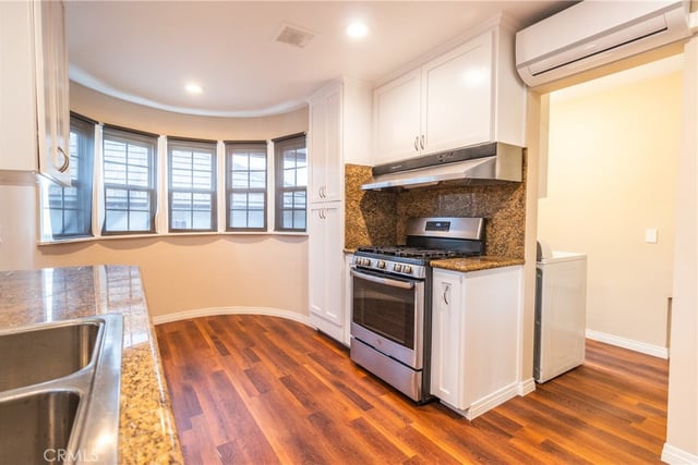 870 N Alexandria Avenue, Los Angeles, CA 90029 — photo 9 of 41