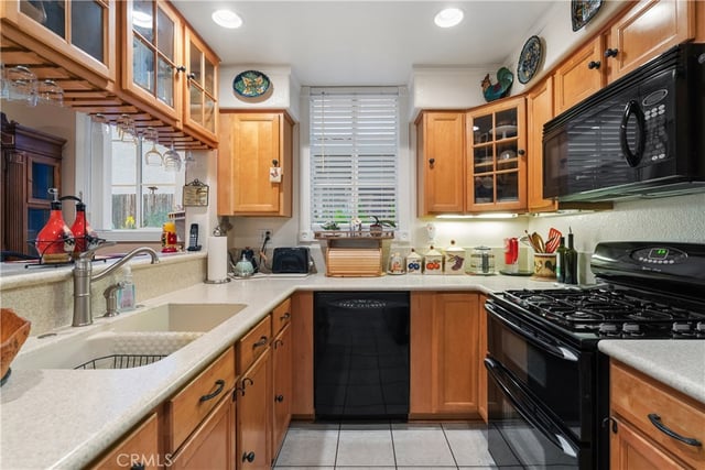 27010 Karns Court 61202, Canyon Country, CA 91387 — photo 26 of 54