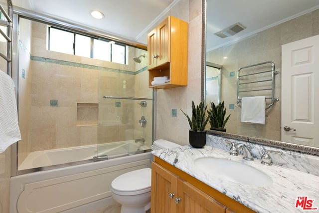 938 5th Street 5, Santa Monica, CA 90403 — photo 15 of 27