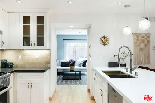 938 5th Street 5, Santa Monica, CA 90403 — photo 9 of 27