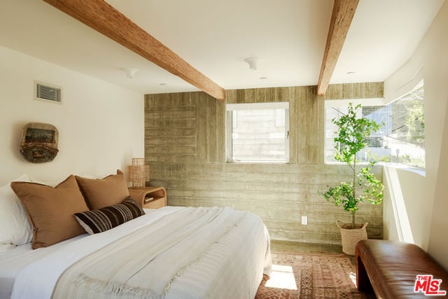8866 Wonderland Avenue, Los Angeles, CA 90046 — photo 19 of 56