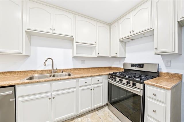 420 Golden Springs Drive, Diamond Bar, CA 91765 — photo 11 of 40