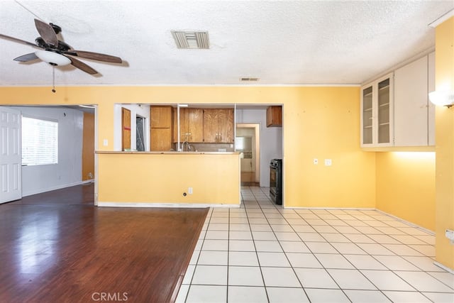 8465 Hazeltine, Panorama City, CA 91402 — photo 12 of 26